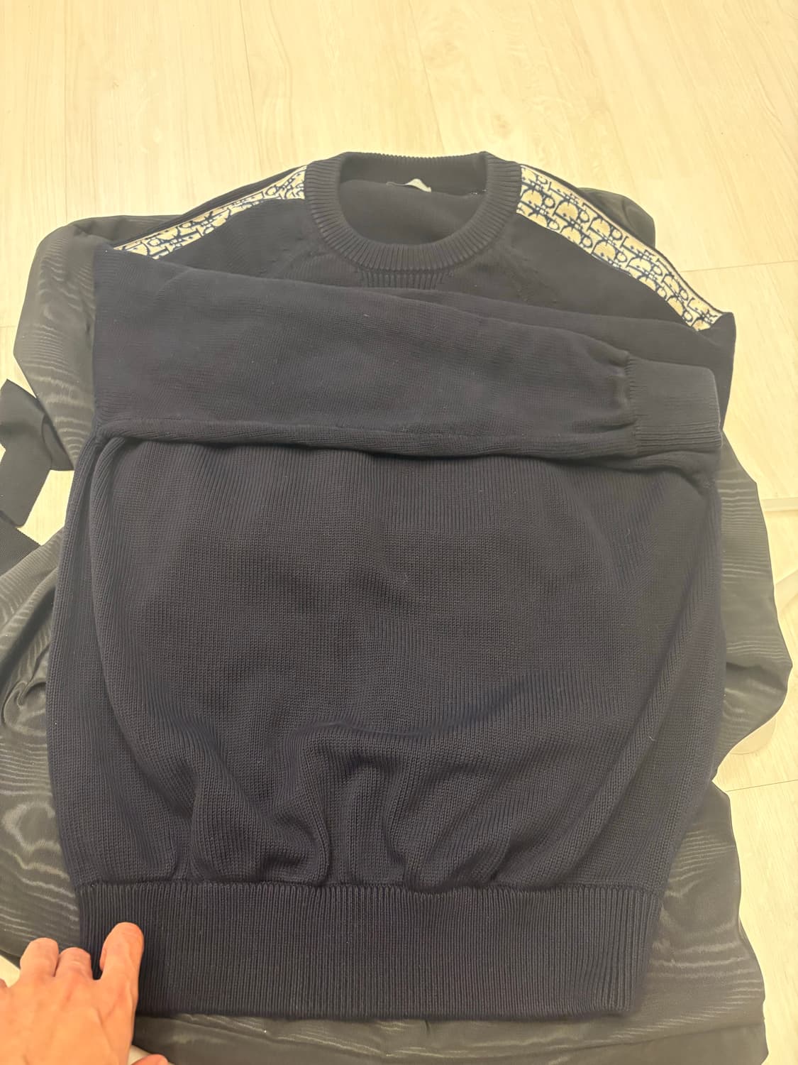 디올 인서트 니트 상품이미지9