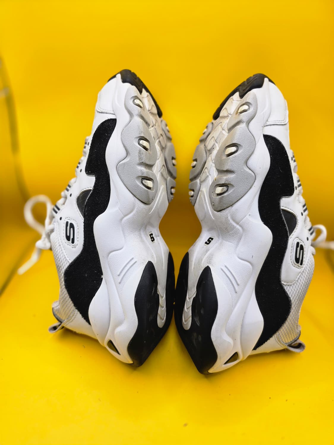 스케쳐스 딜라이트3 운동화 235 상품이미지5