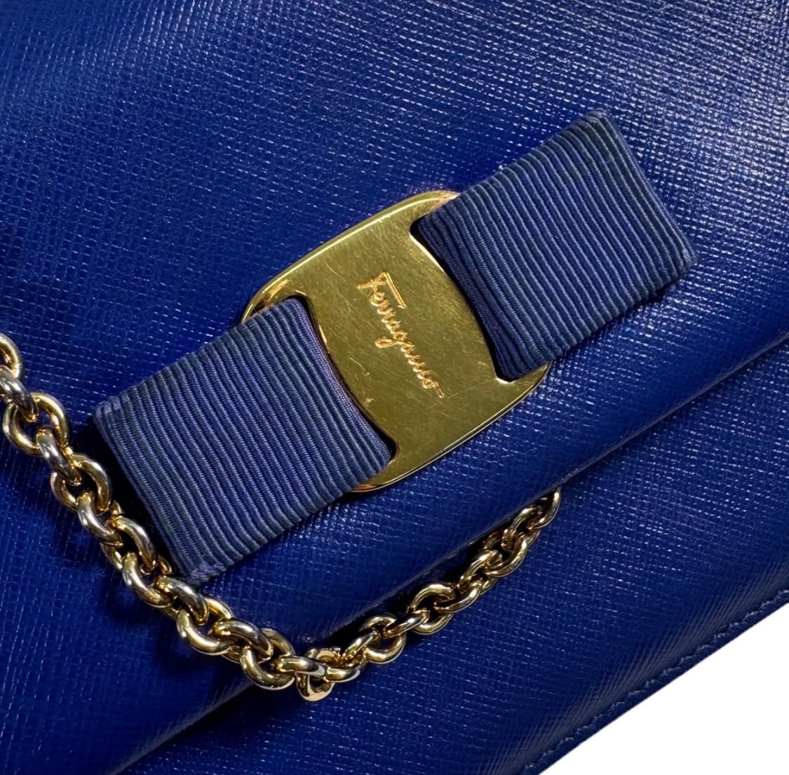 페레가모 여성 지니 바라 보우 체인 숄더 크로스백 블루 21 E133 상품이미지7