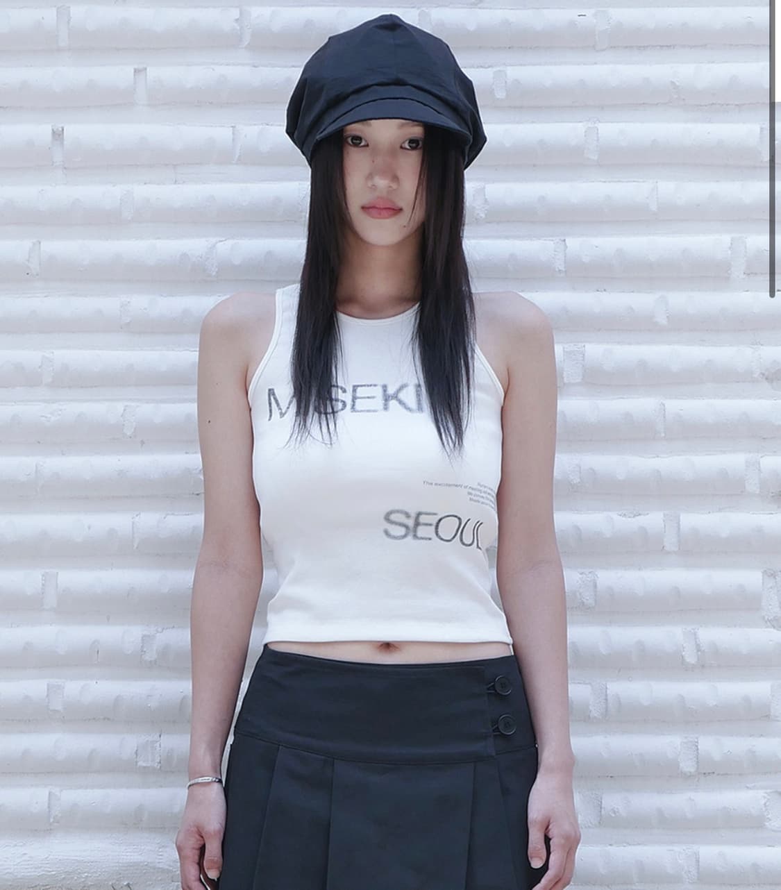 미세키서울 로고 크롭 슬리브리스 상품이미지1