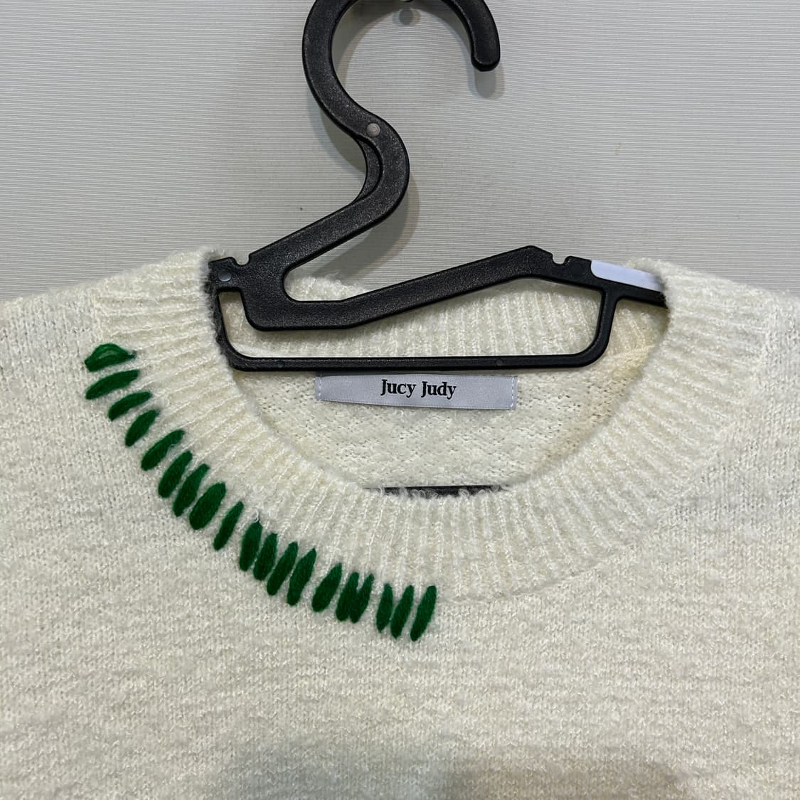 쥬시쥬디 2024 니트 아이보리 상품이미지2