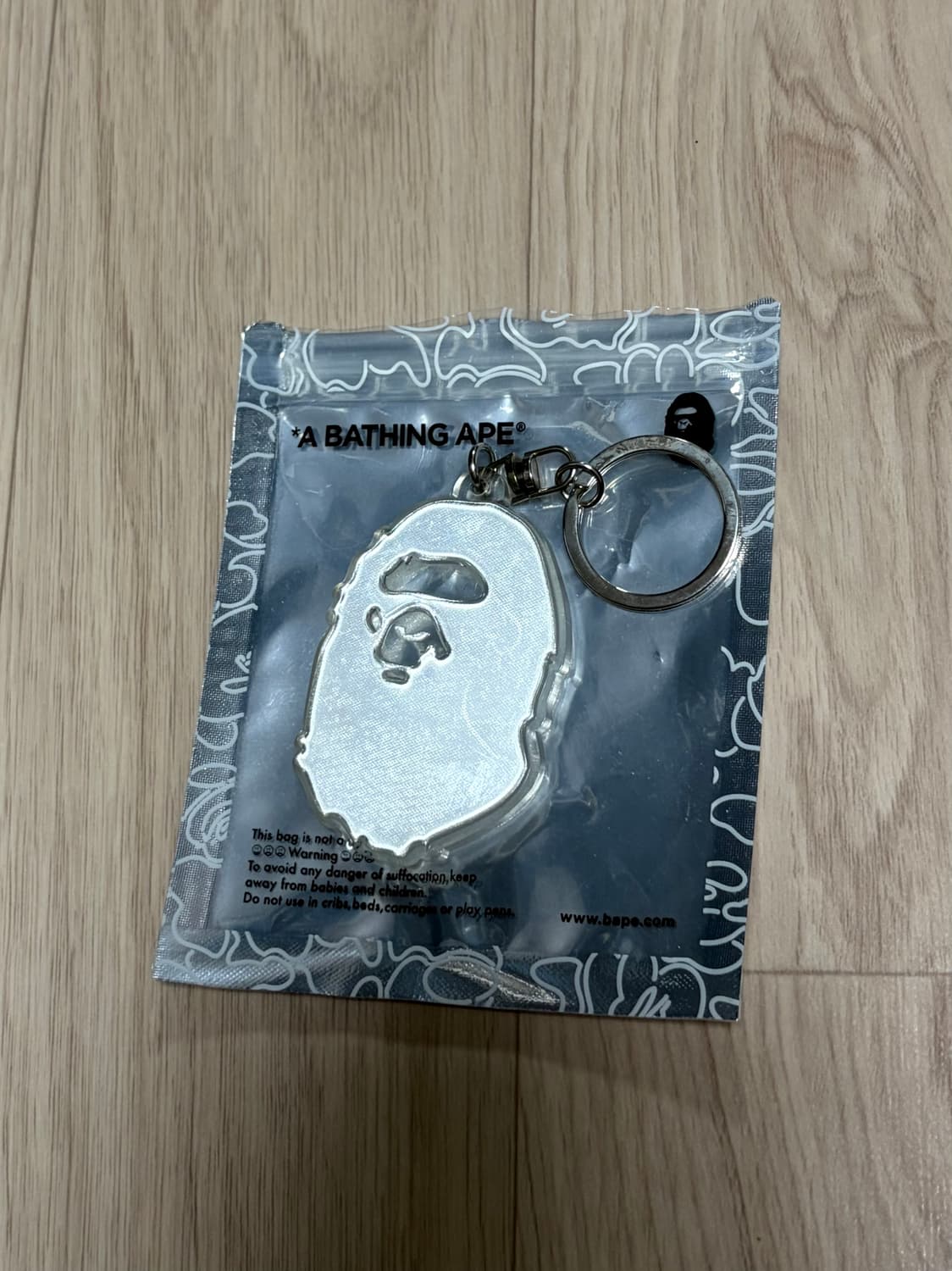 베이프 에이프 헤드 키링 리플렉티브 키체인 화이트 실버 상품이미지2