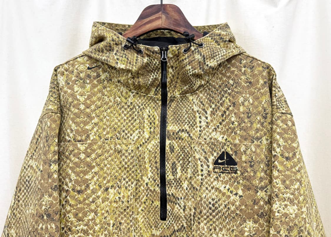 슈프림 나이키 ACG  데님 풀오버 골드 스네이크 스킨 상품이미지3