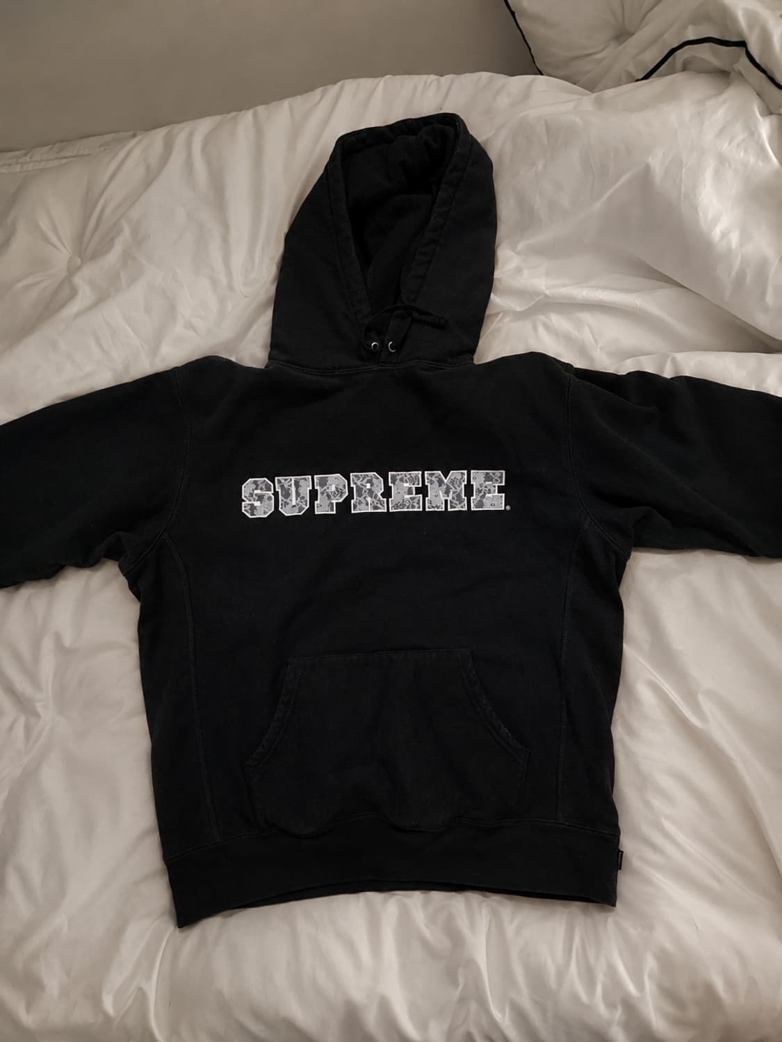 Supreme 슈프림 레이스 후드티 후드 스웨트셔츠 블랙 - 22ss 상품이미지1