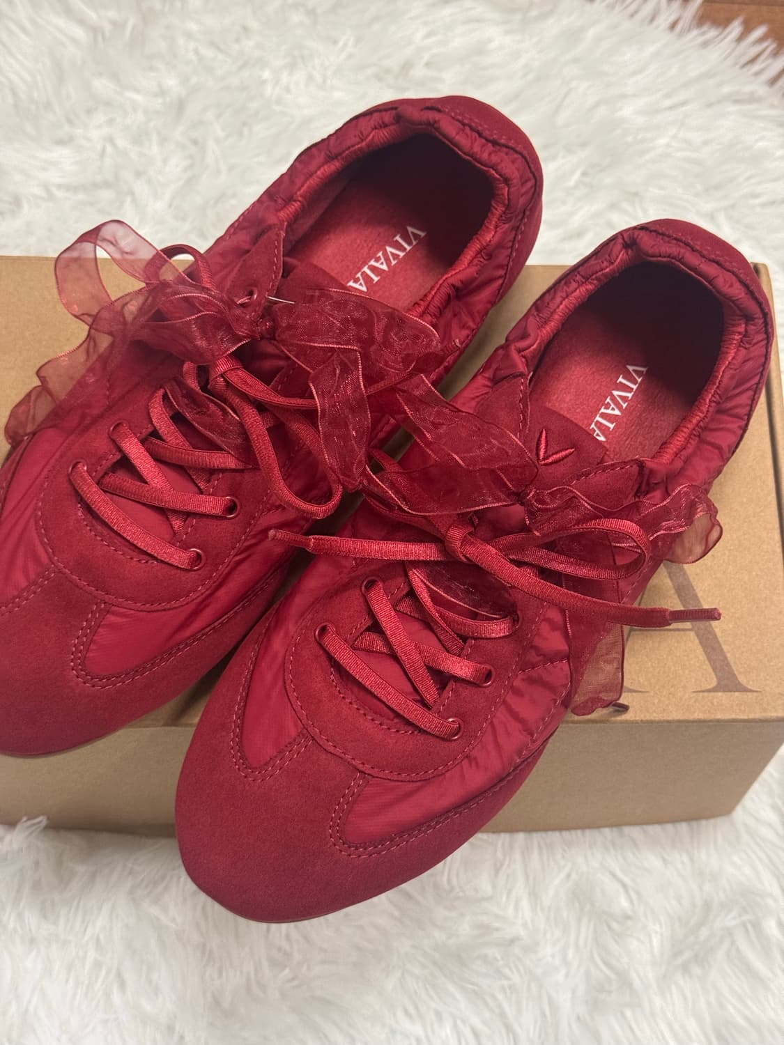 비바이아 VIVAIA 얀시 레드 새상품 235 상품이미지1