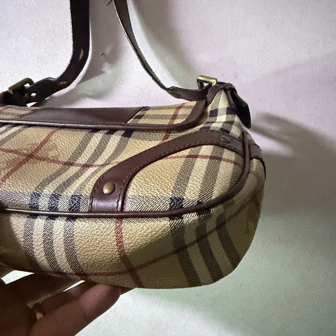 버버리 노바체크 벨트 바케트 숄더백 상품이미지5