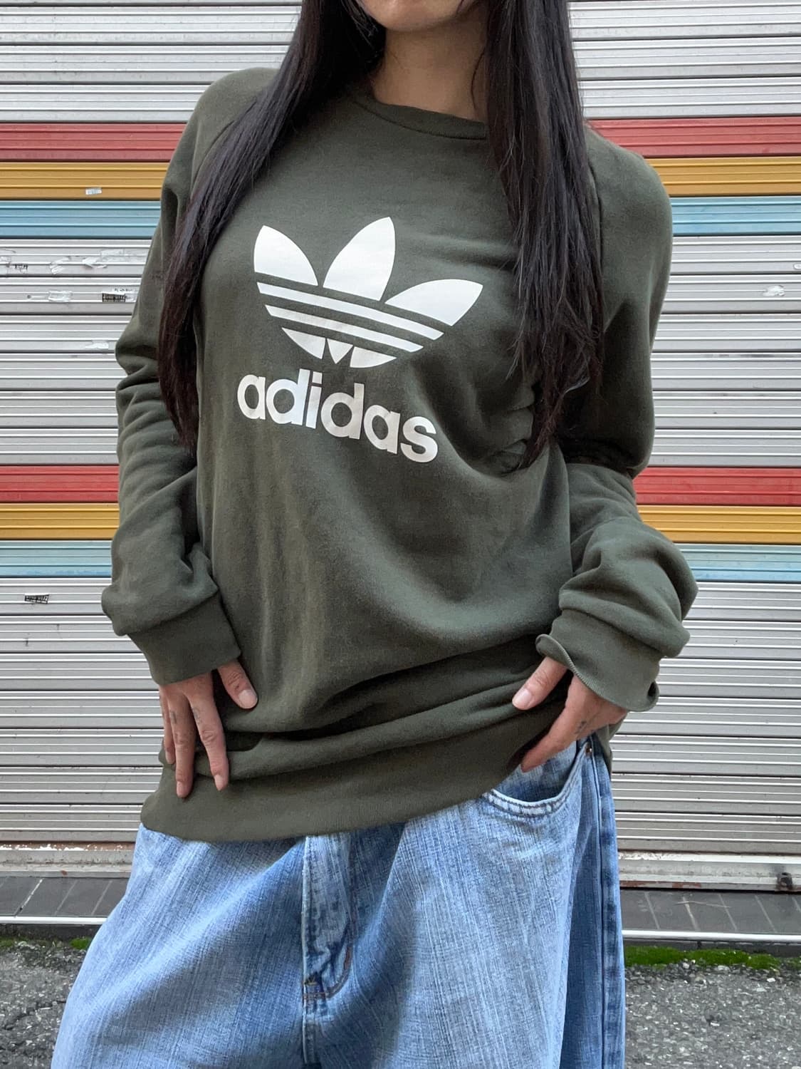 ADIDAS 파이어버드 딥카키 스웻 맨투맨 상품이미지1
