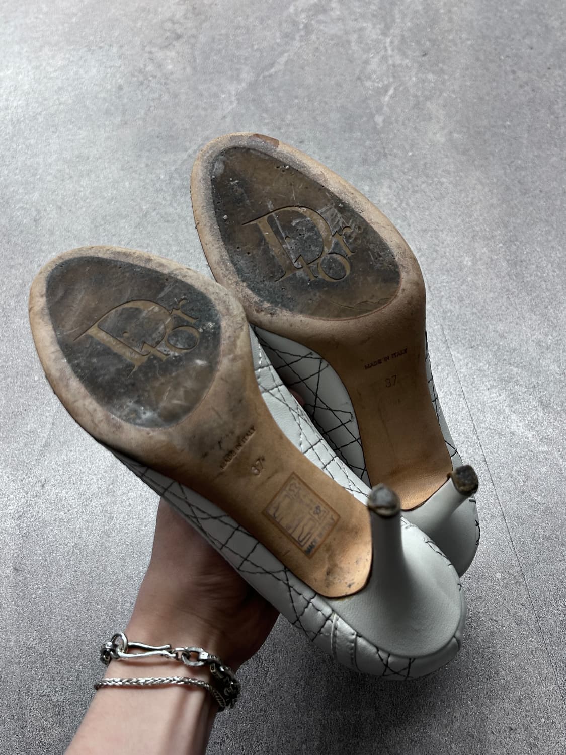 디올 퀼팅 레더 하이힐 상품이미지5