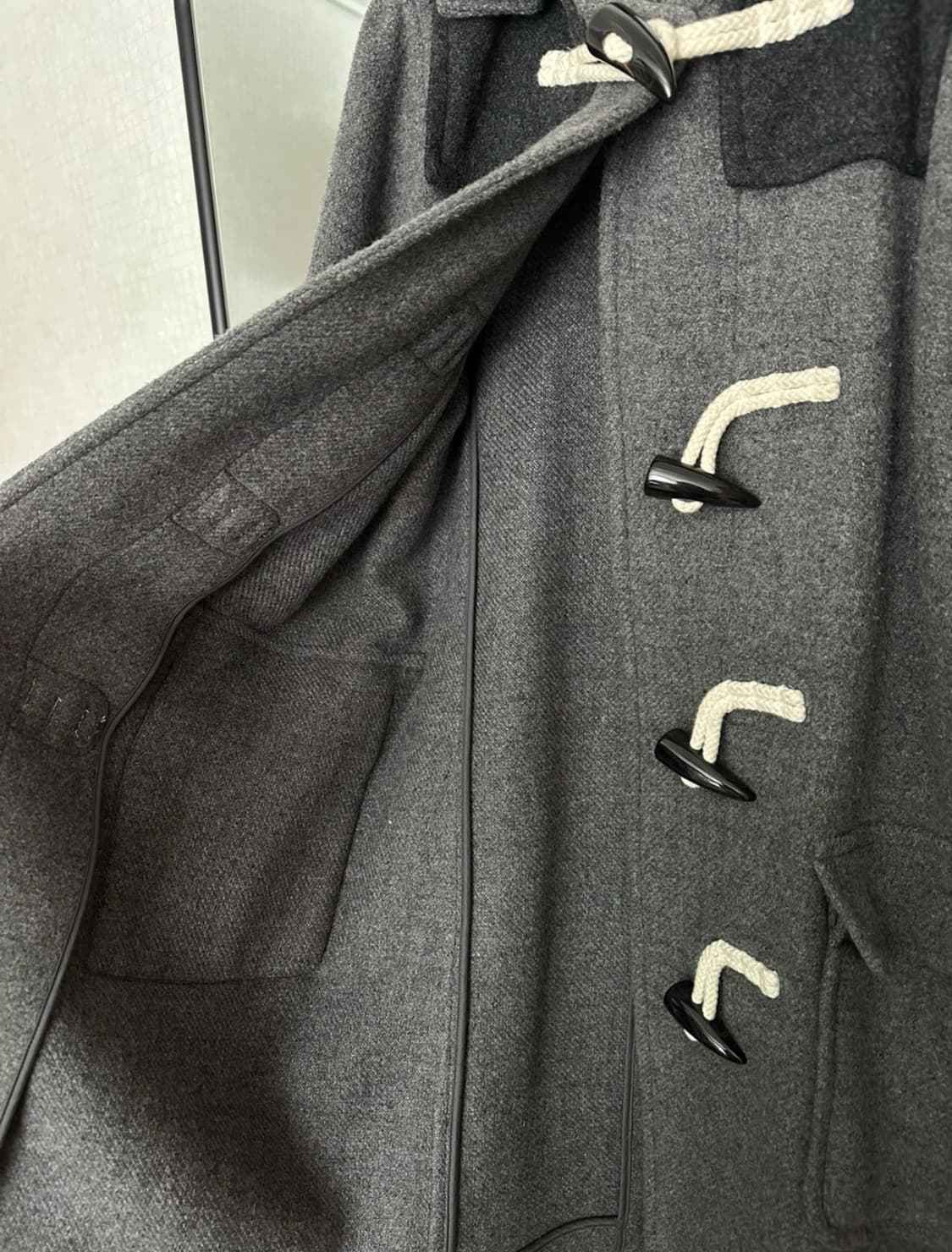 유니클로 jw앤더슨 콜러보 떡볶이 코트 상품이미지5