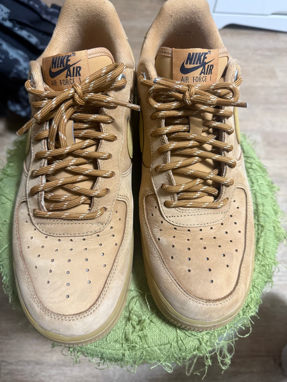 나이키 에어포스1 된장포스 270mm 판매합니다 상품이미지3