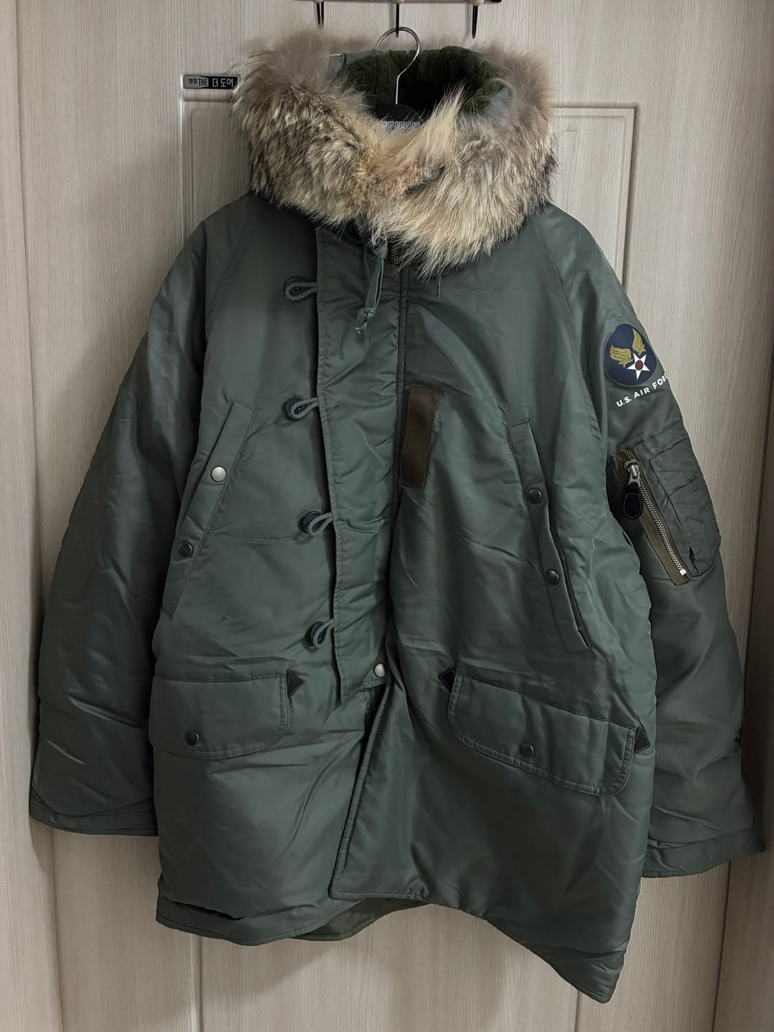 아웃스탠딩 N3B 상품이미지1