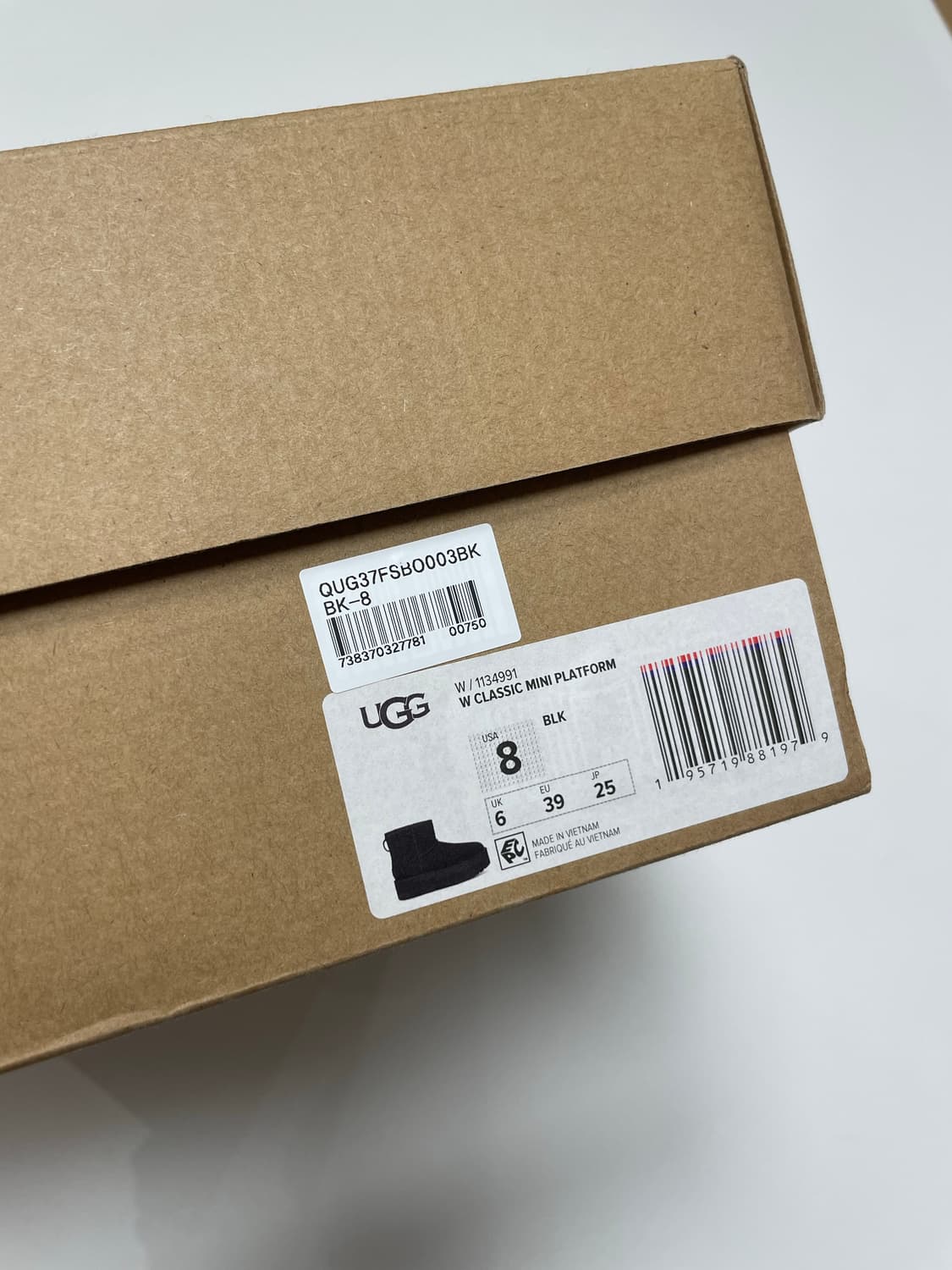 어그 클래식 미니 플랫폼 8사이즈 블랙 새상품 판매 상품이미지7