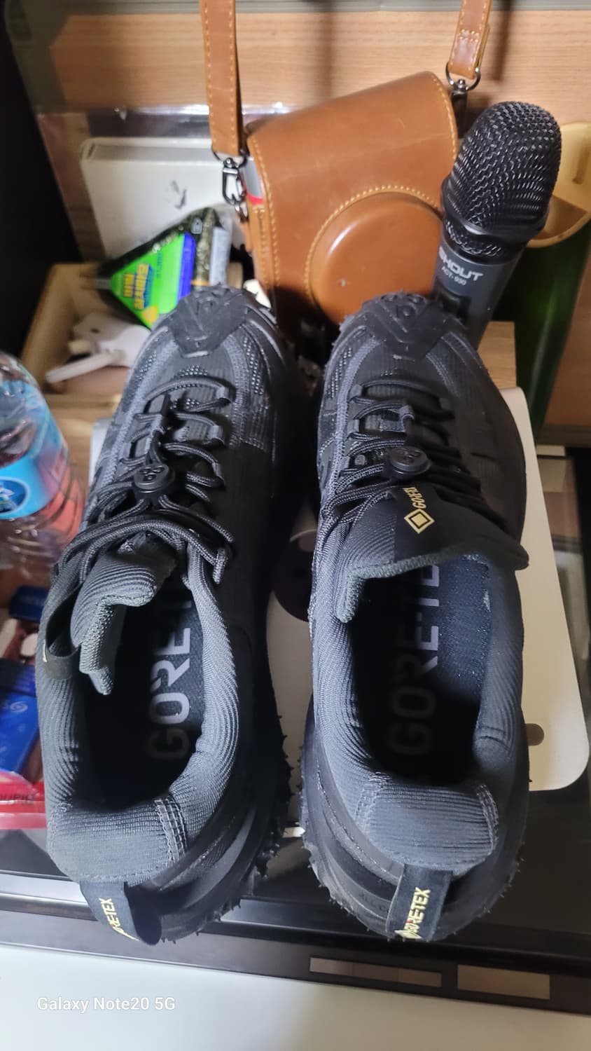 나이키 마운틴  플라이2 로우 스니커즈 상품이미지4