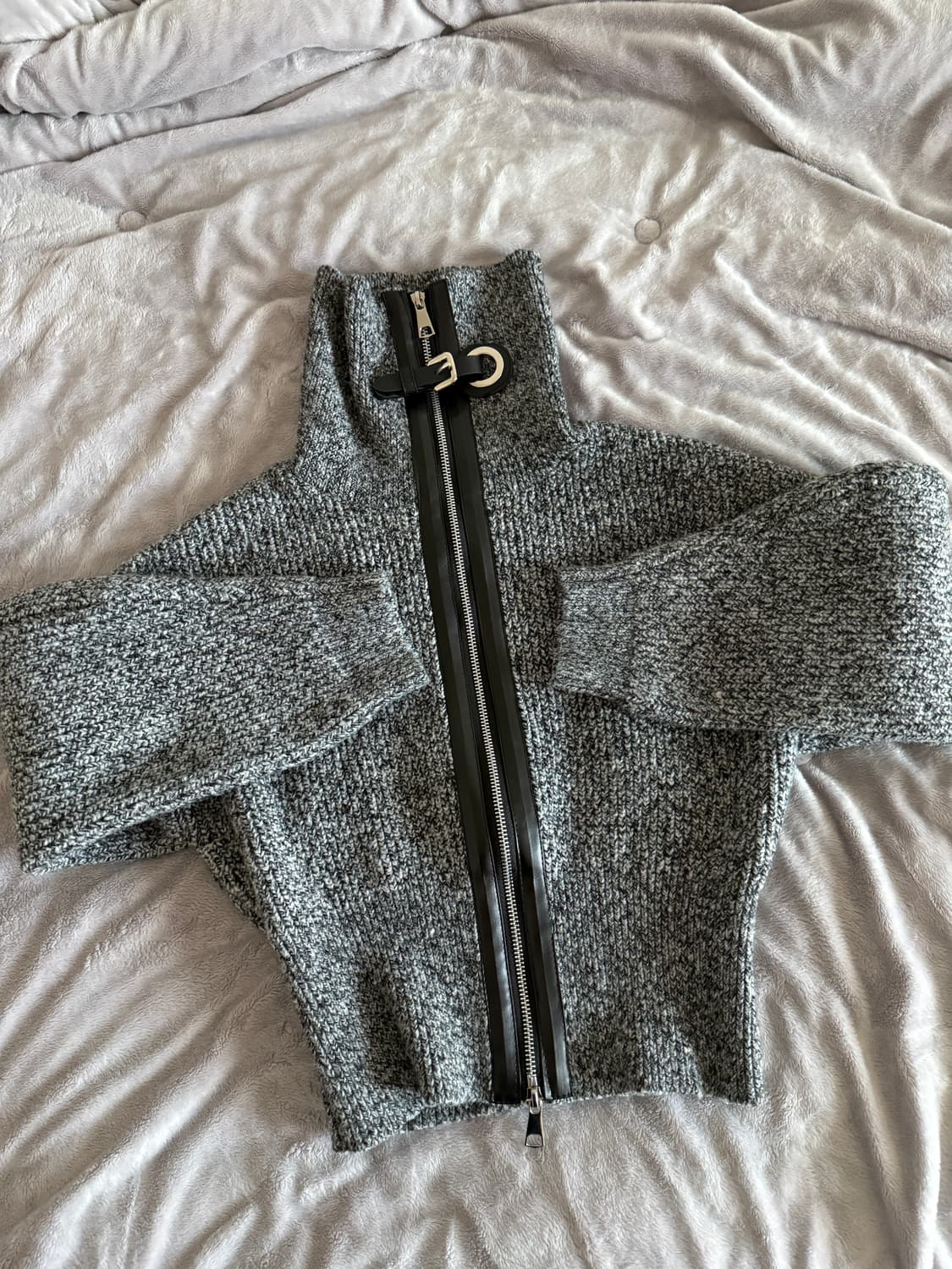 블랙 하이넥 뽀글이 퍼카라 투웨이 니트 집업 상품이미지1