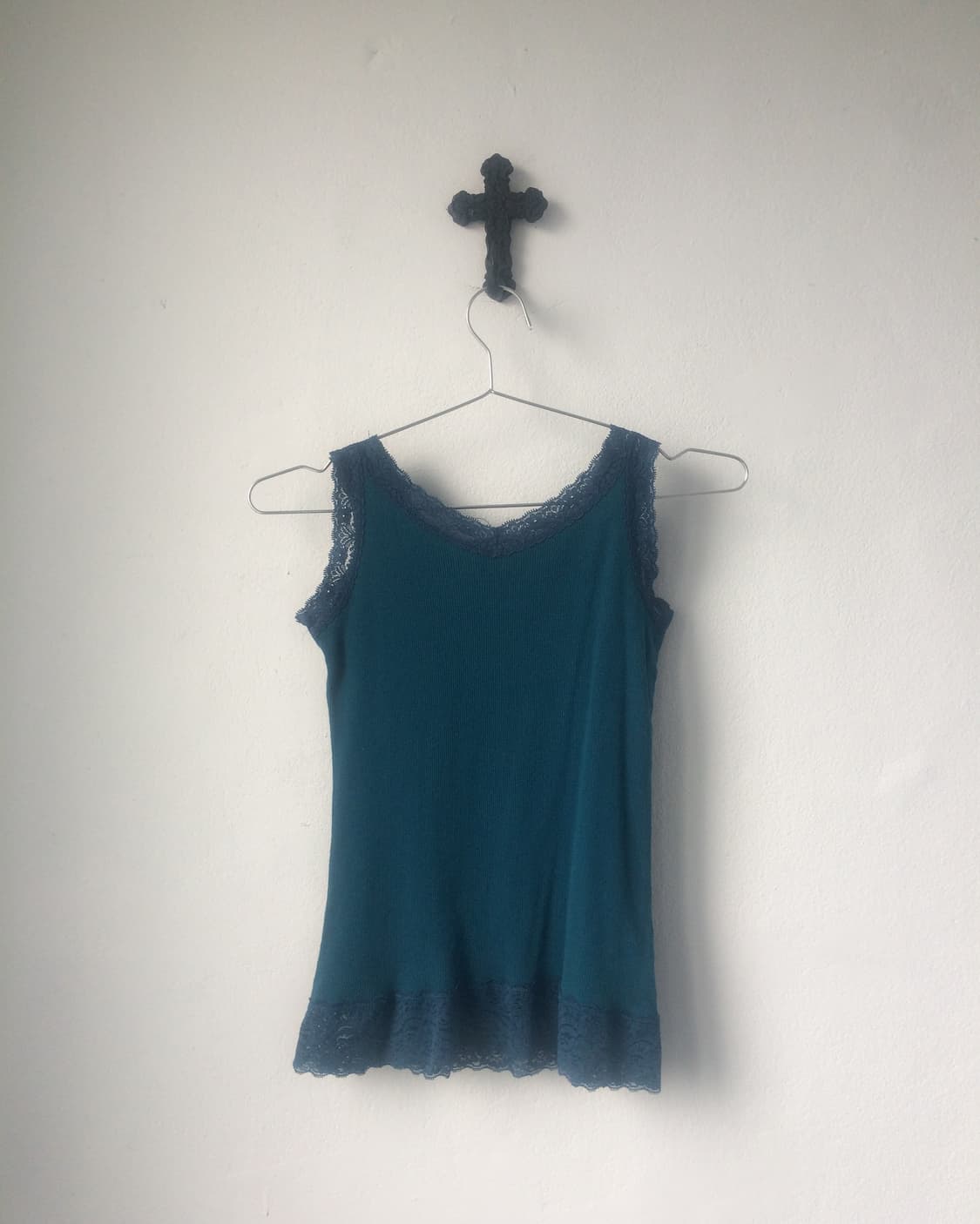 Lace trimming ribbed sleeveless 상품이미지2