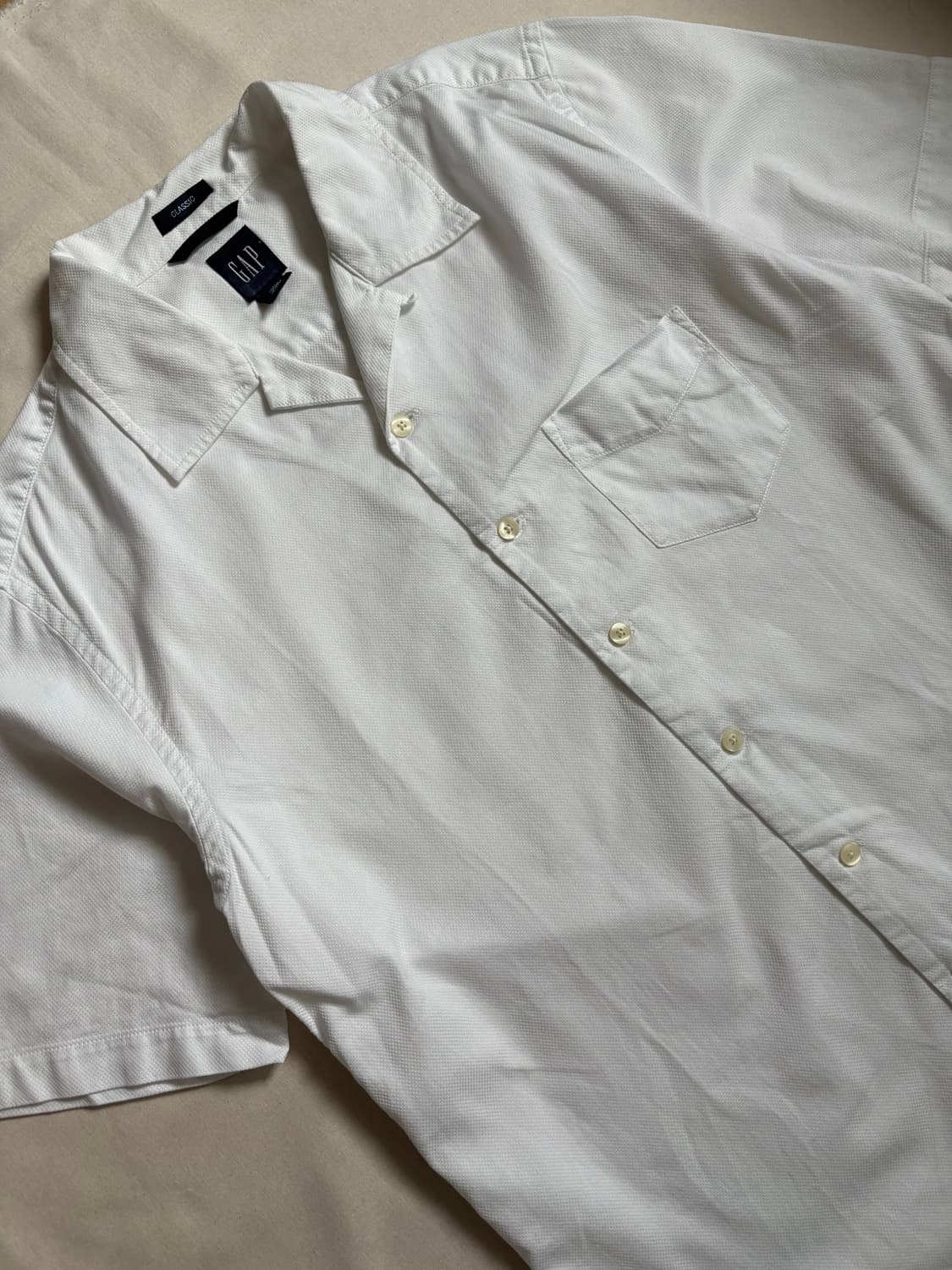 GAP white short sleeved shirt 상품이미지3