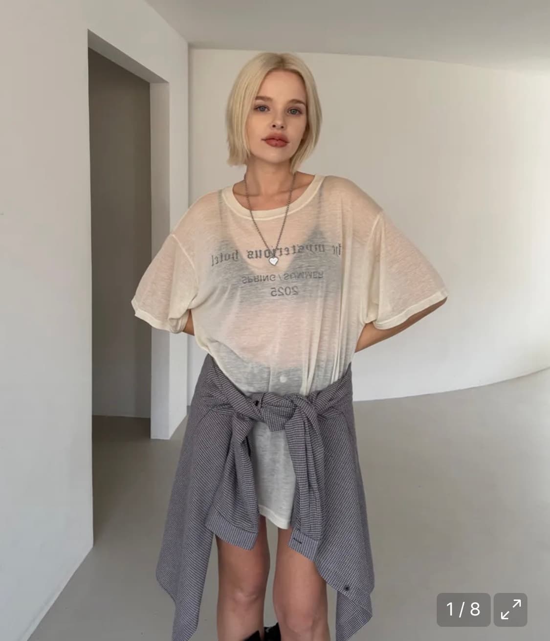 미스테리어스호텔 티셔츠 옐로우 상품이미지1