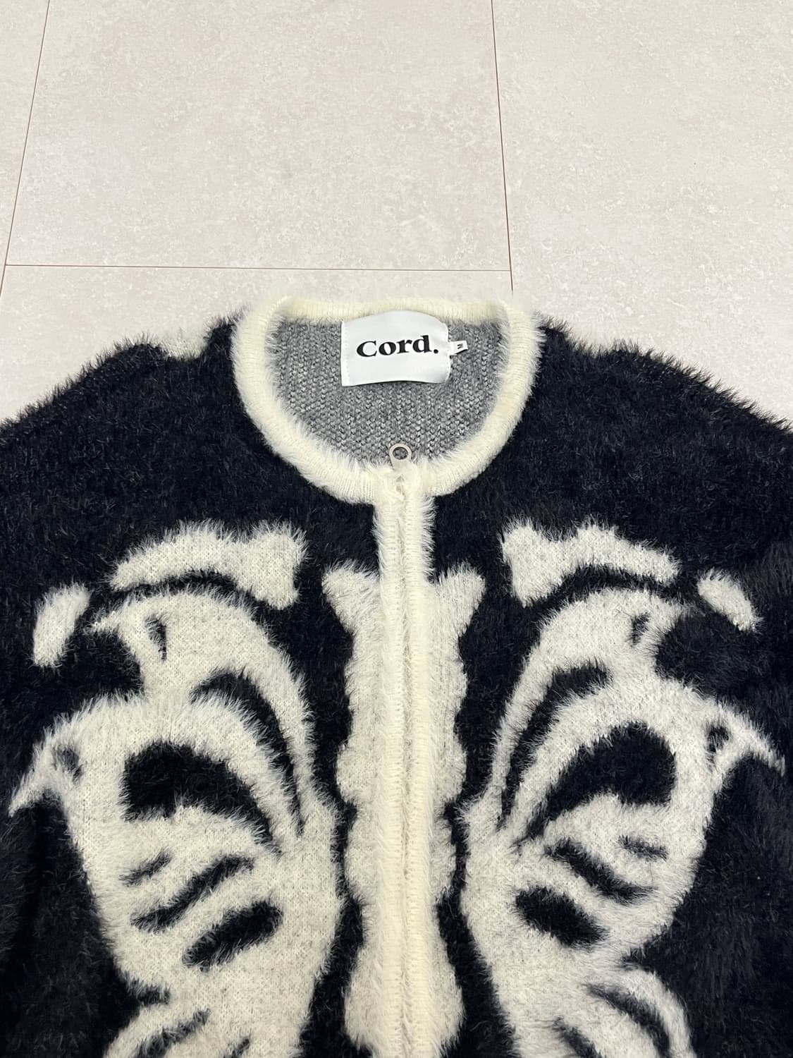 Cord 본플라이 헤어리 니트 짚업 BK 상품이미지6