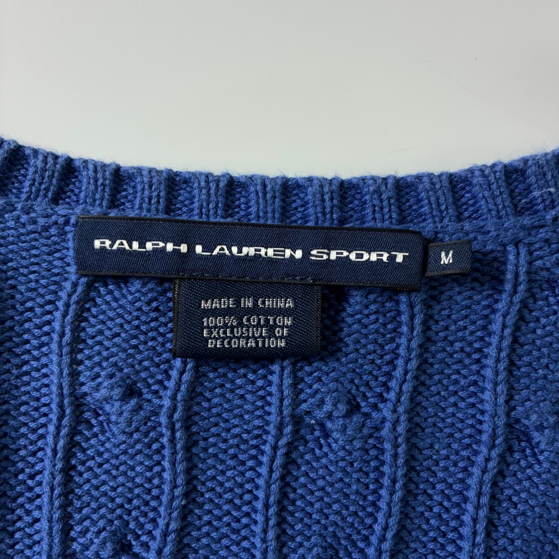 Polo  랄프로렌 스포츠 자수 코튼 블루 꽈배기 브이넥 니트  상품이미지4