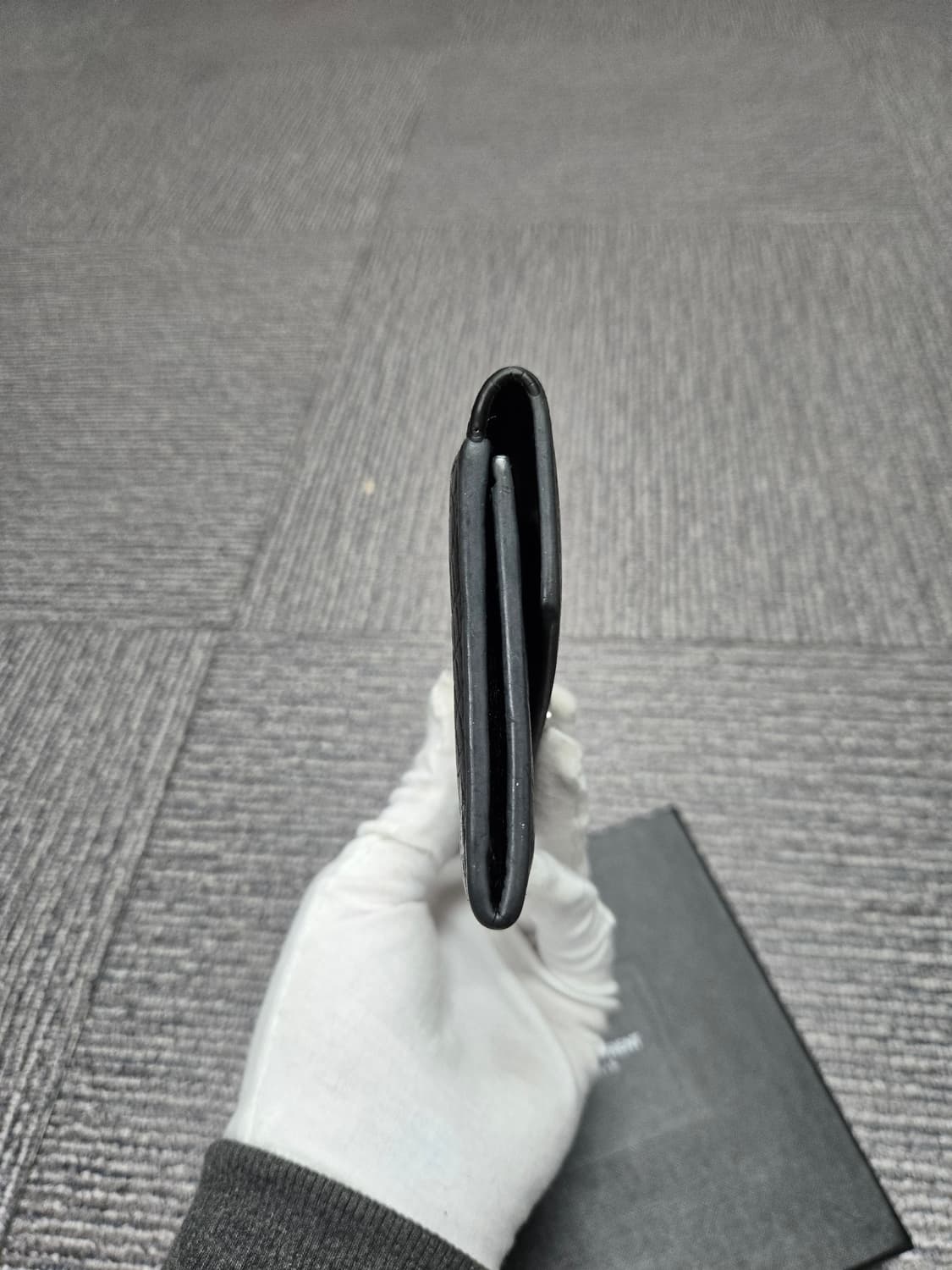 [특가][정품]입생로랑 크로커다일 반지갑 상품이미지3