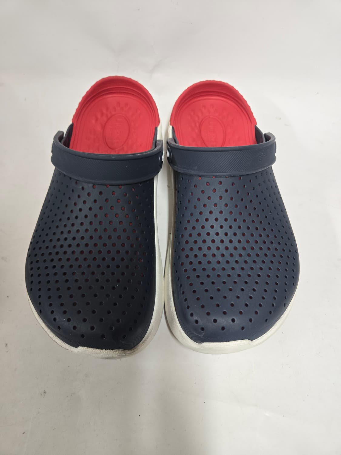 크록스 라이트라이드 클로그 네이비/레드 M6W8 250 상품이미지2