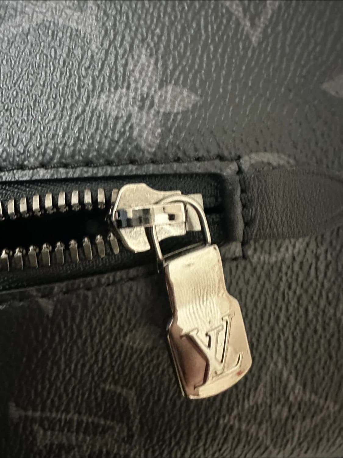 25년) 루이비통 이클립스 돕키트 클러치백 m83113 상품이미지7