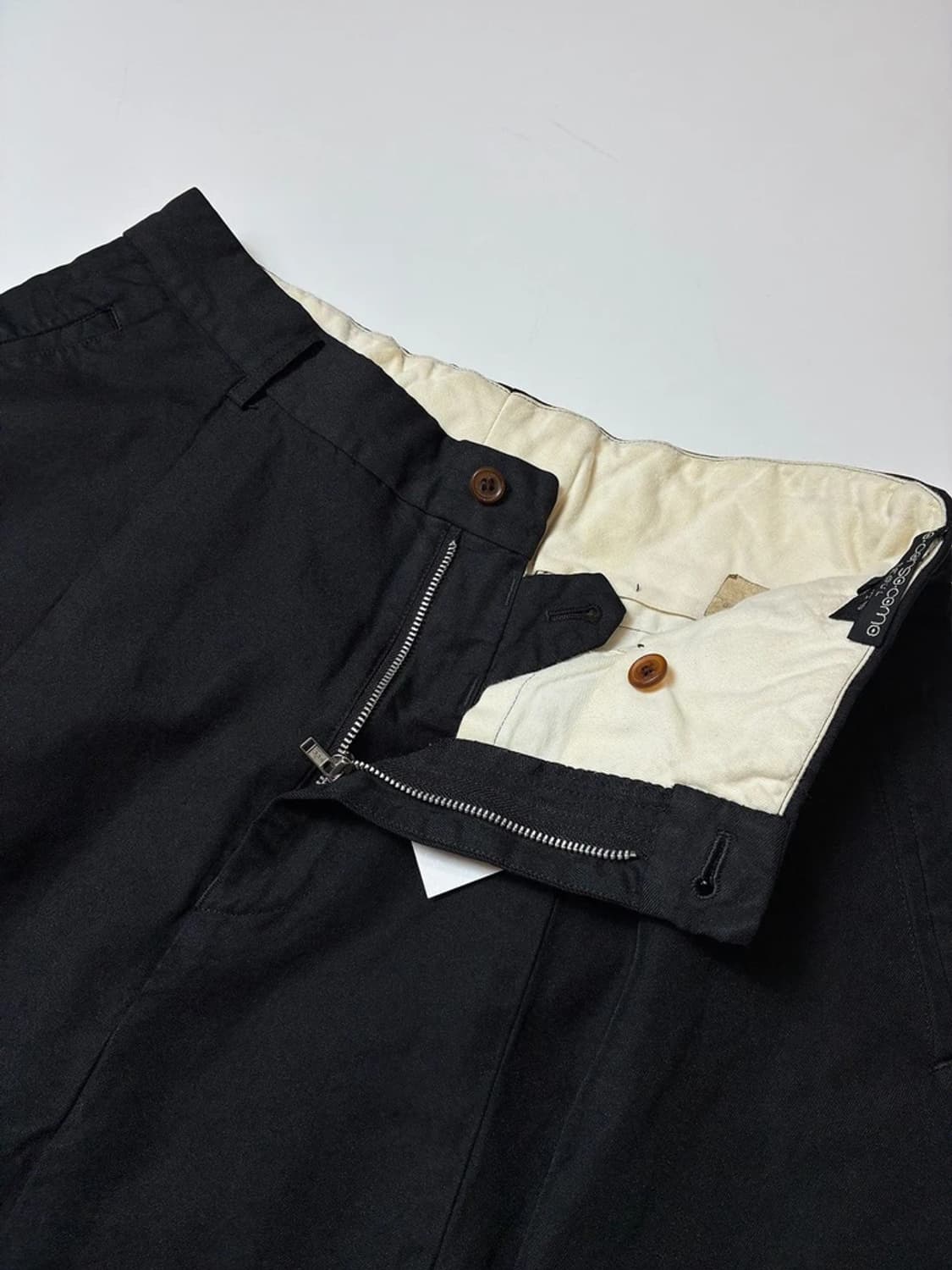 꼼데가르송 옴므 플러스 와이드 하프 팬츠 PN8348 상품이미지3