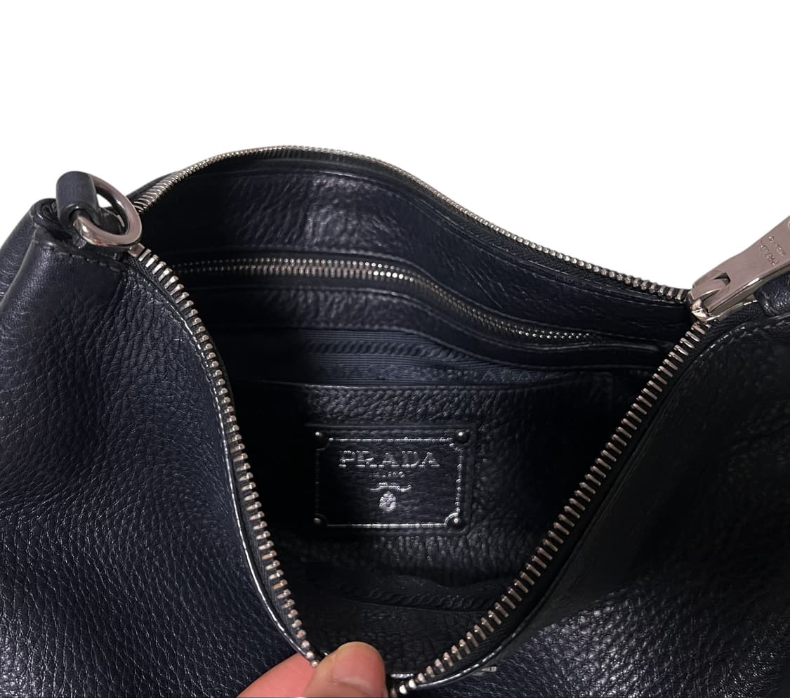 프라다 블랙 가죽 클러치백 크로스백 상품이미지9