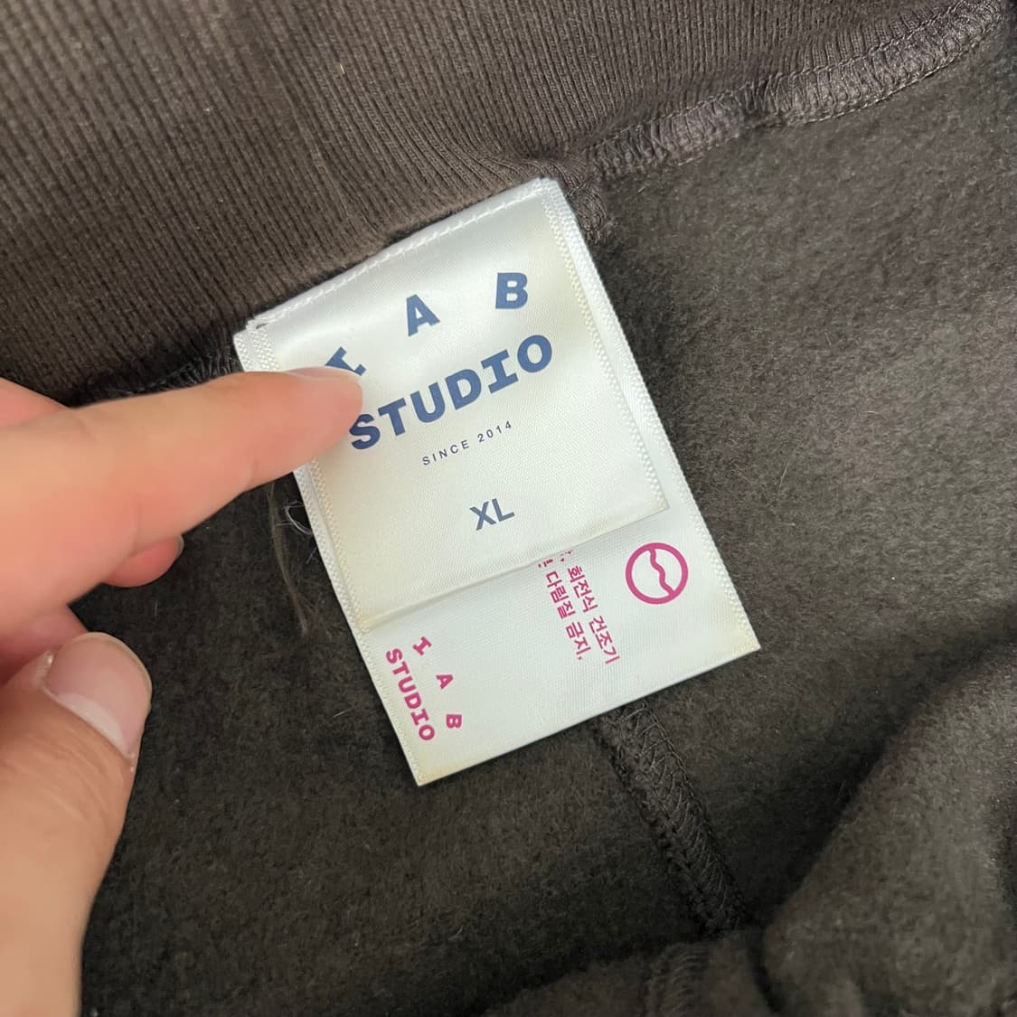 아이앱 스튜디오 로고 스웻 조거 팬츠 브라운 상품이미지6
