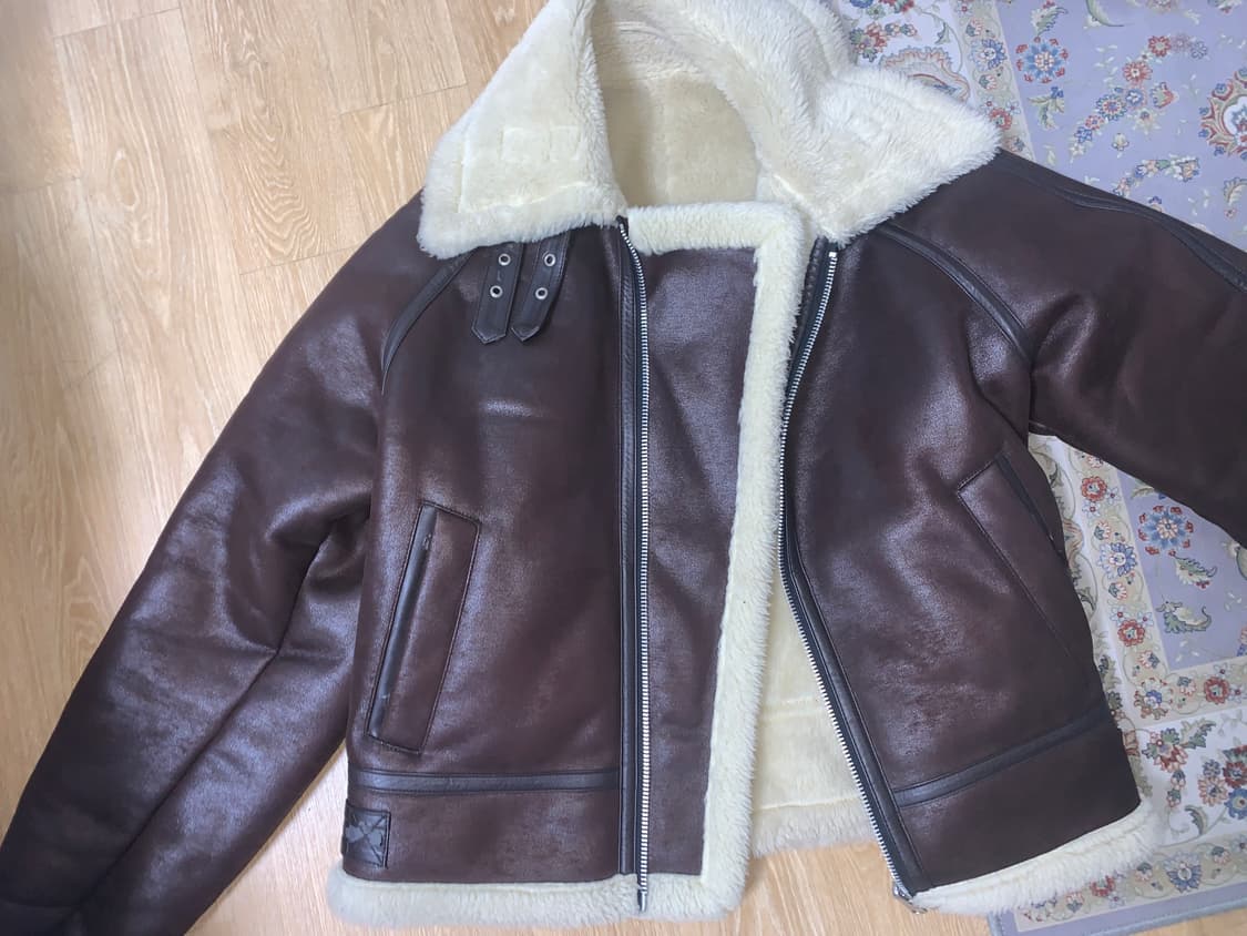 홀리넘버세븐 리버시블 무스탕 상품이미지4