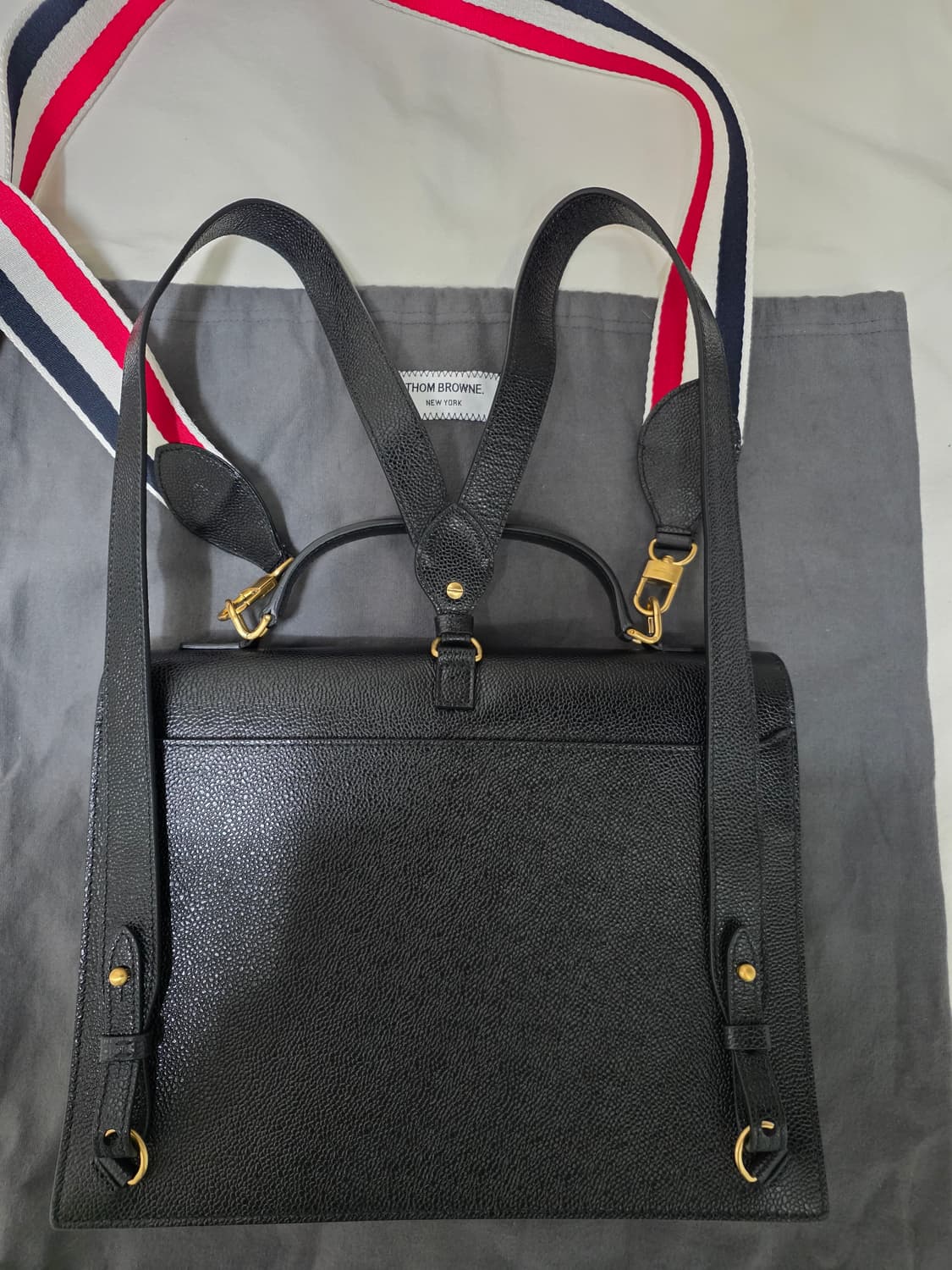 톰브라운 남녀공용 토트 백팩 가방 정품 상품이미지2