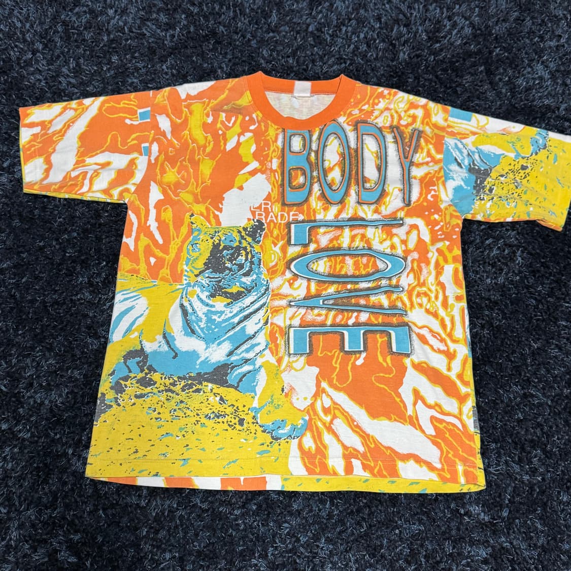 00’s tiger body love t-shirt 상품이미지2
