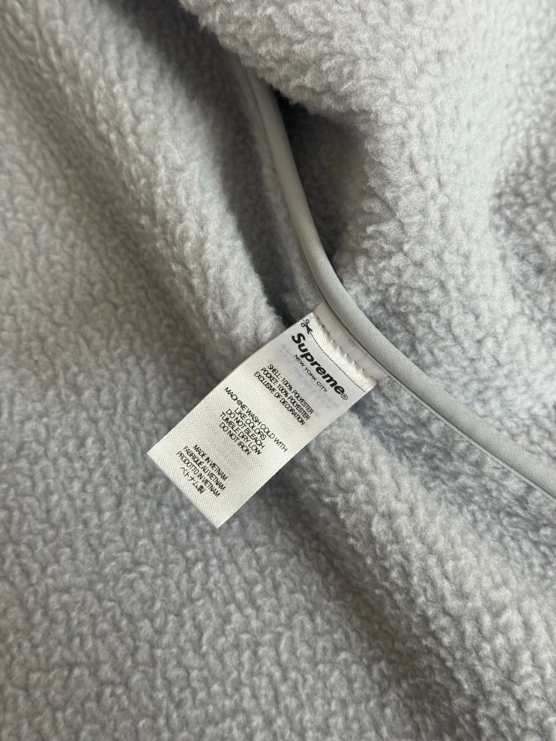 슈프림 윈드스토퍼 워크 베스트 라이트 그레이 상품이미지4