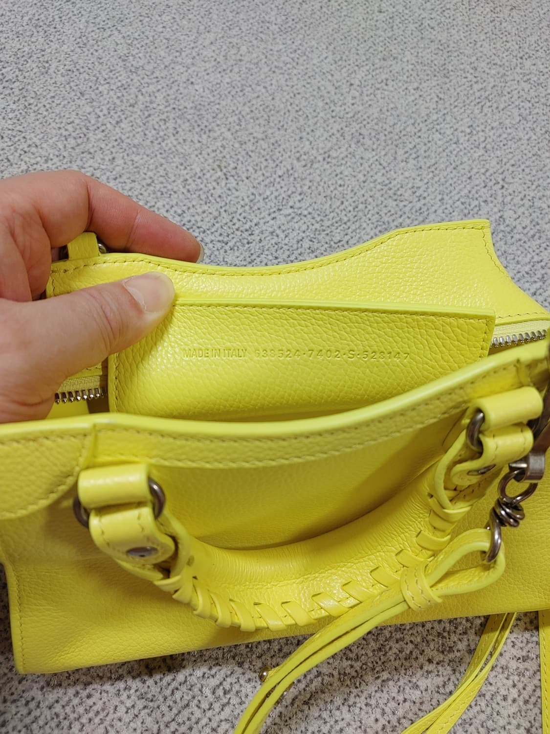 미사용 정품 발렌시아가 네오 클래식 미니 시티 모터백 크로스백 토트백 상품이미지9