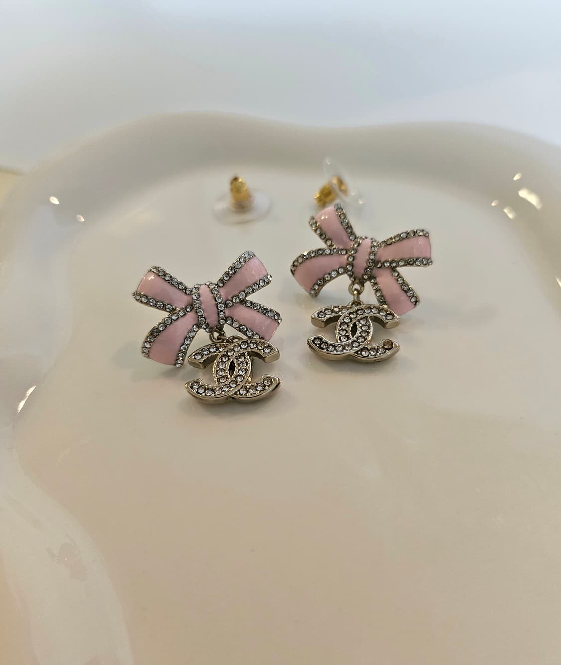 샤넬 핑크리본 CC 드롭귀걸이 업사이클링 상품이미지4