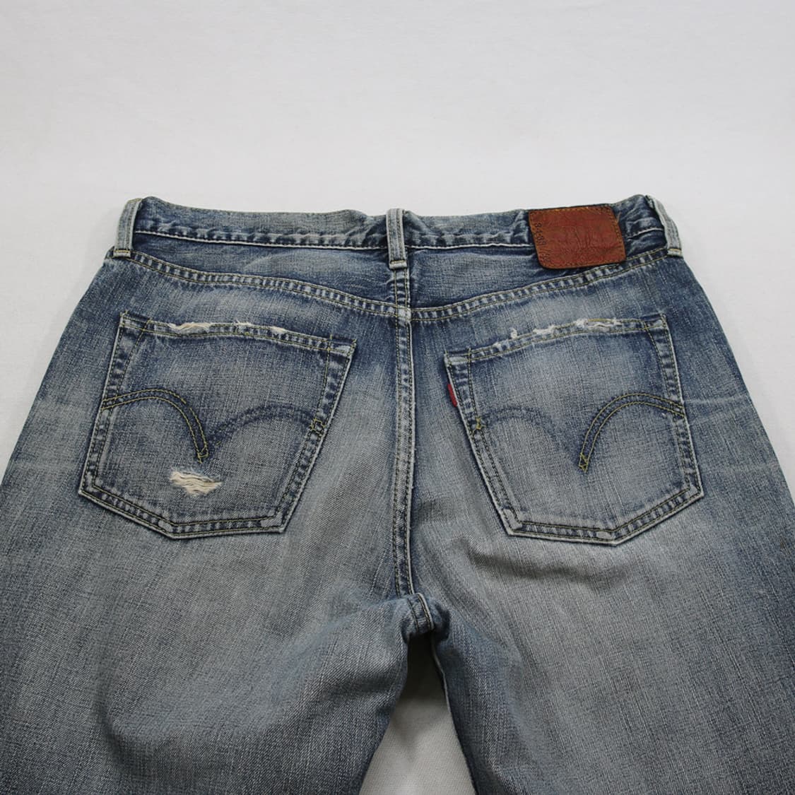 (착용컷) 리바이스 507 부츠컷 진 (남성용 33.5) 상품이미지8