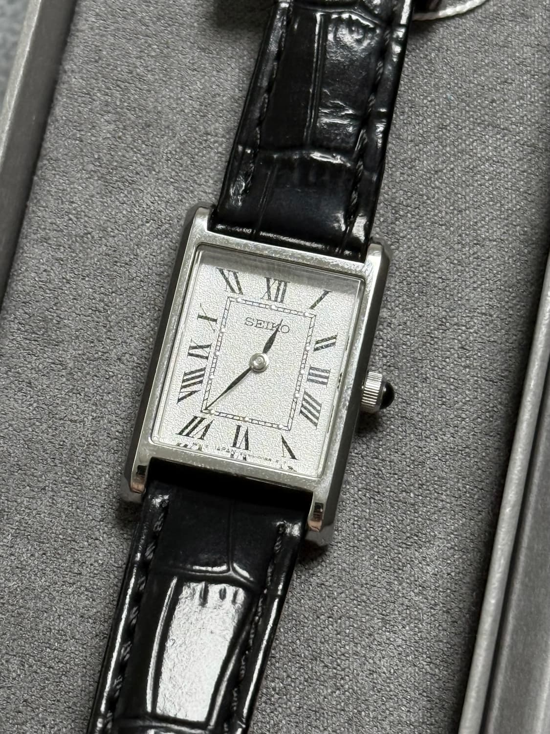 세이코 Seiko x 나노 유니버스 콜라보 한정판 탱크 상품이미지1