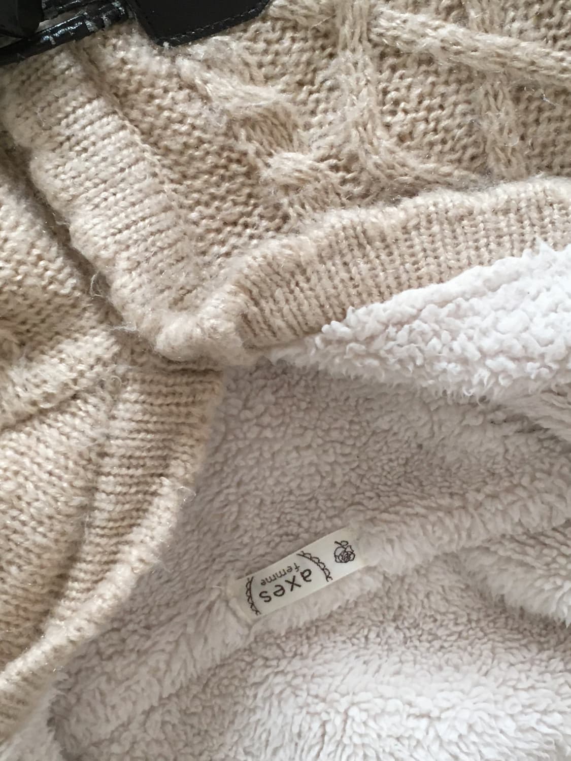 엑시즈팜 니트 후드 떡볶이 코트 가디건 라떼 히메 러블리 로걀 모리 상품이미지2