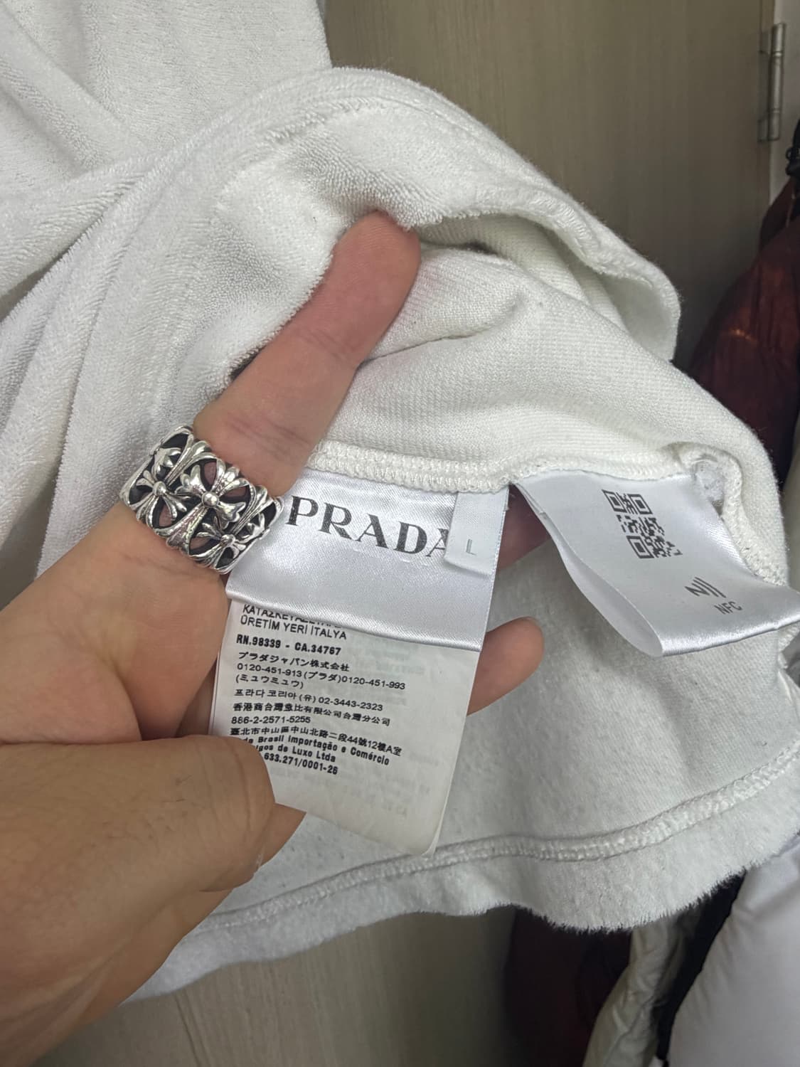 [L] 프라다 테리 반팔티셔츠 상품이미지4