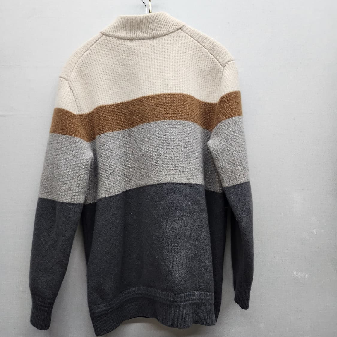 헤지스 멀티 컬러 니트 로고 집업 S 상품이미지4