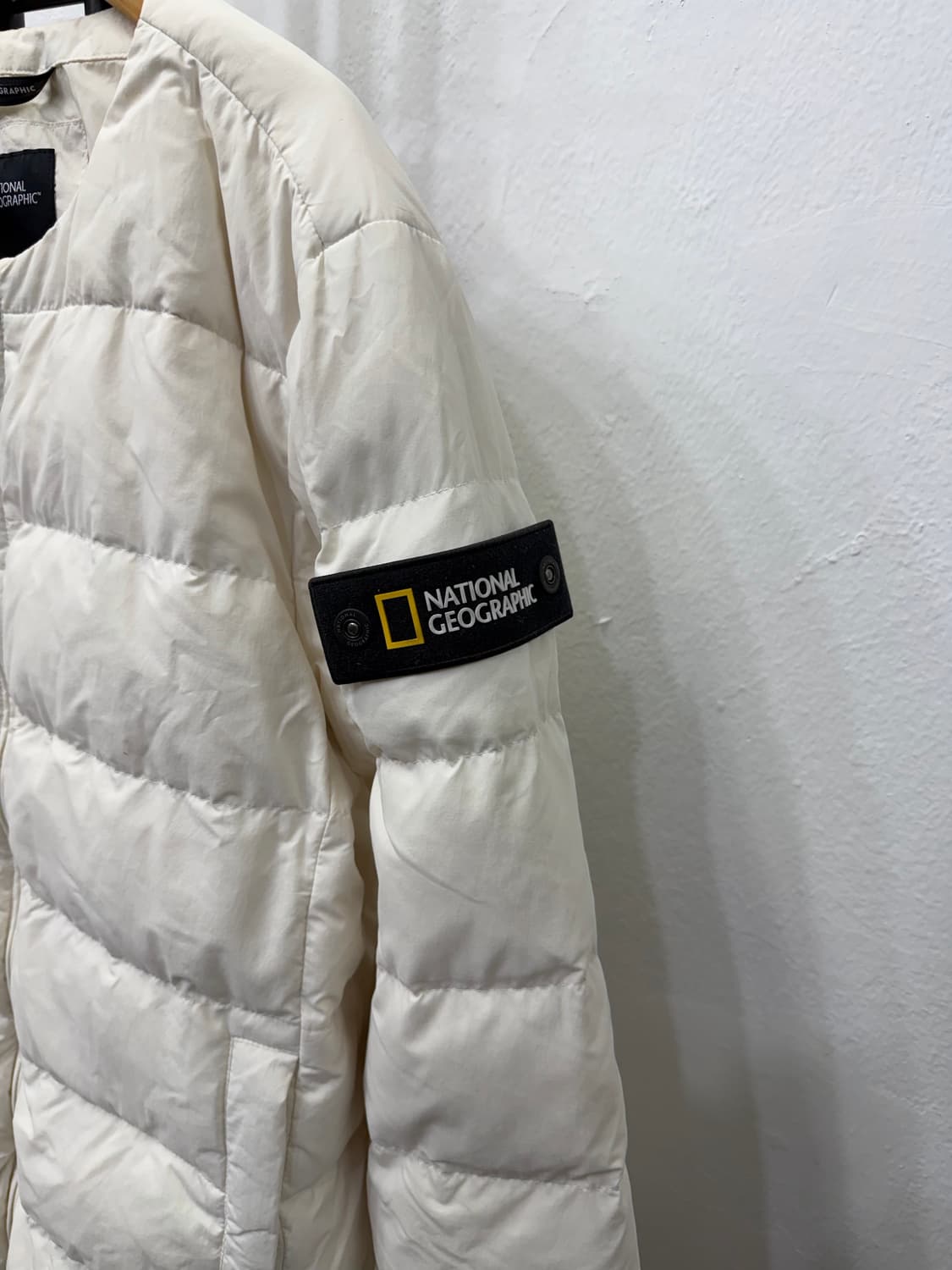 정품) 내셔널지오그래픽 여성 경량패딩 M 상품이미지4