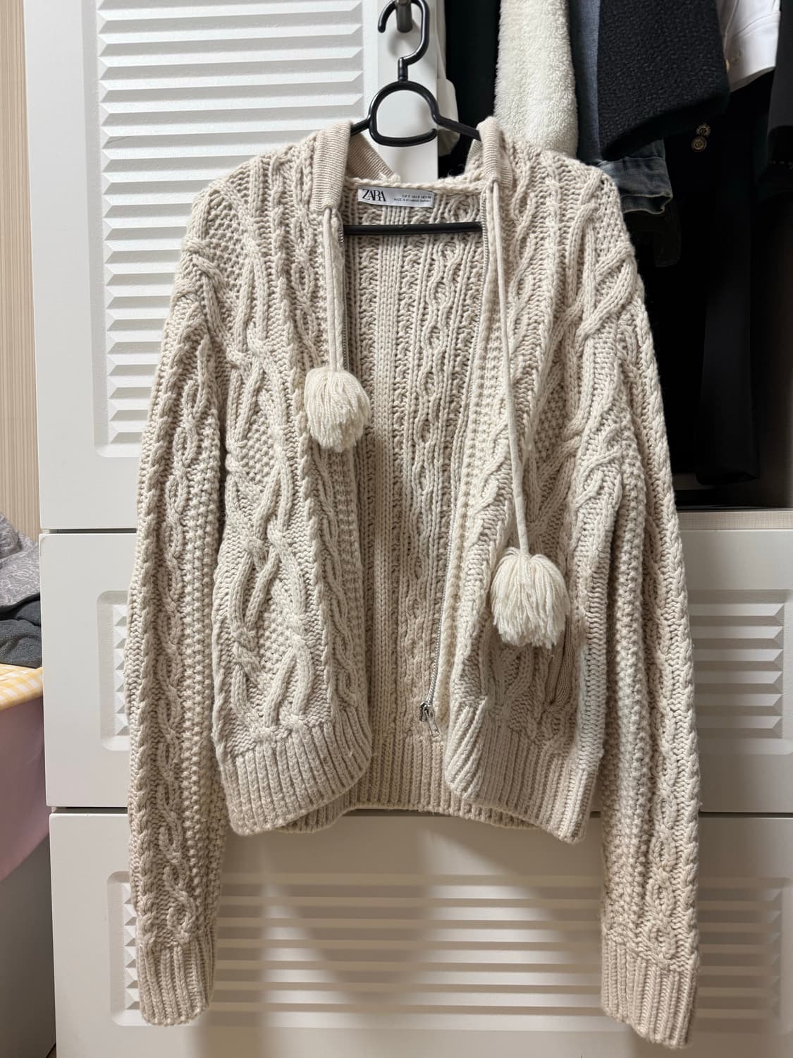 자라니트집업 상품이미지2