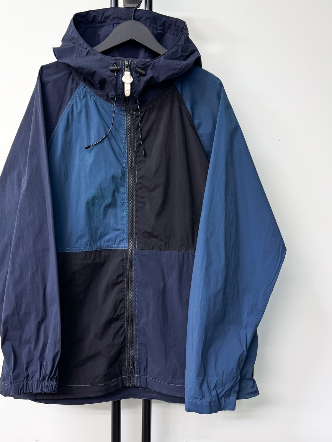 파워투더피플 컬러 블락 아웃도어 자켓 상품이미지2