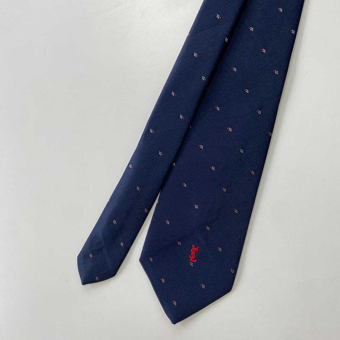 입생로랑(YSL) 명품 정품 심플로고 넥타이 7.8cm 상품이미지3