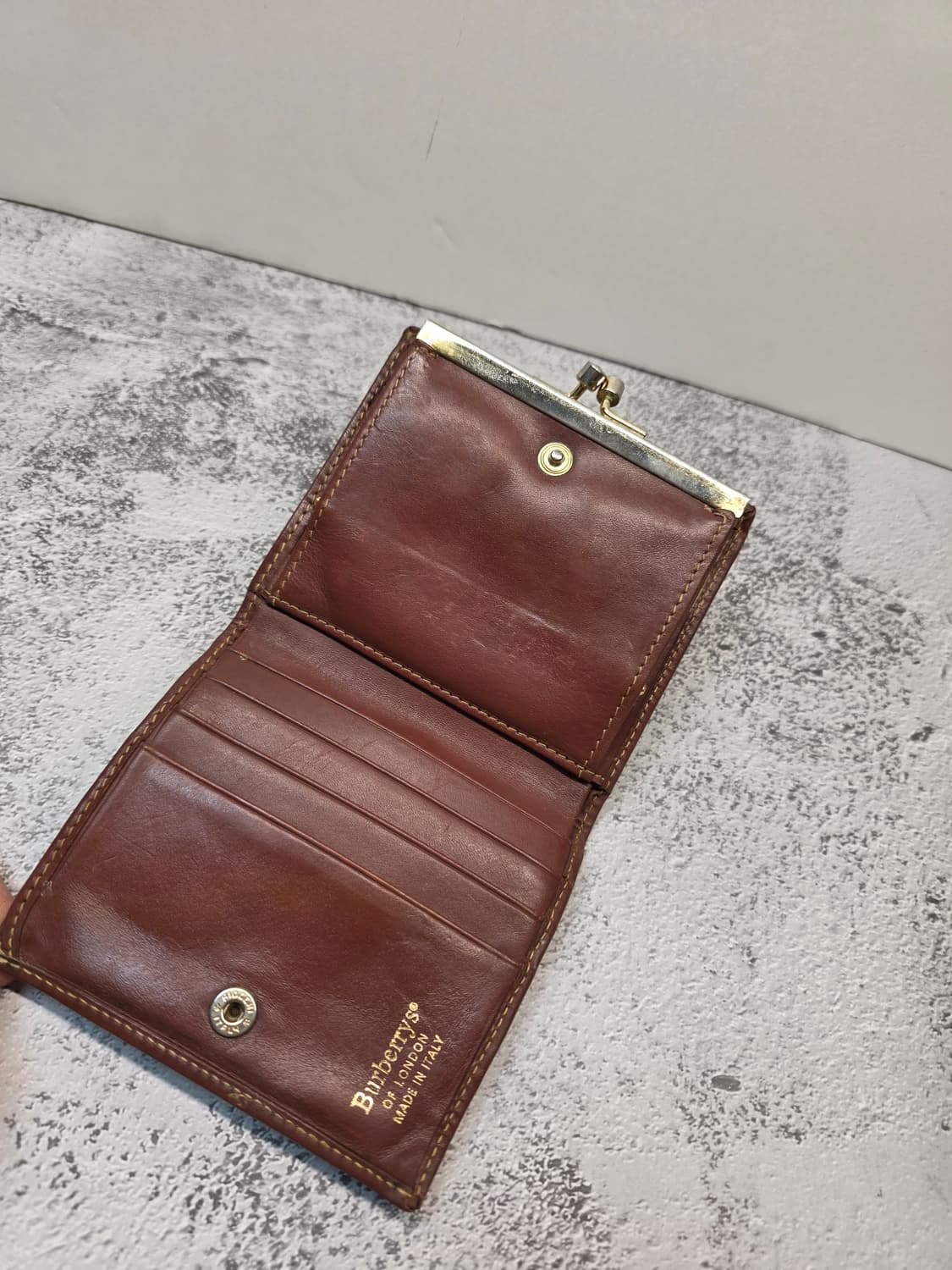 버버리 빈티지 노바체크 코팅 캔버스 키스락 컴팩트  지갑 상품이미지2