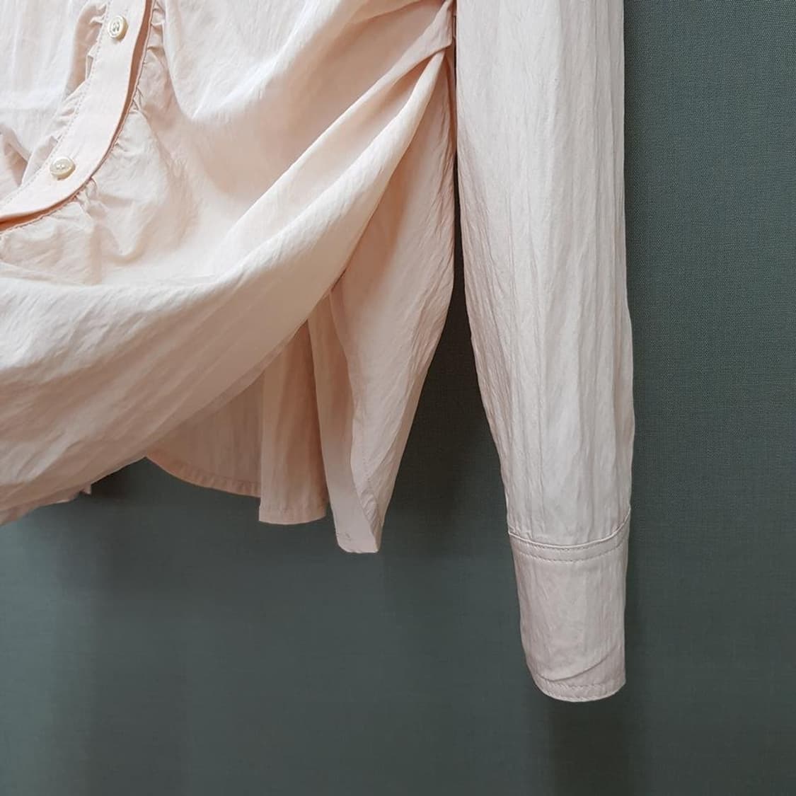 오르 ORR 셔링 디테일  블라우스 S사이즈 상품이미지4