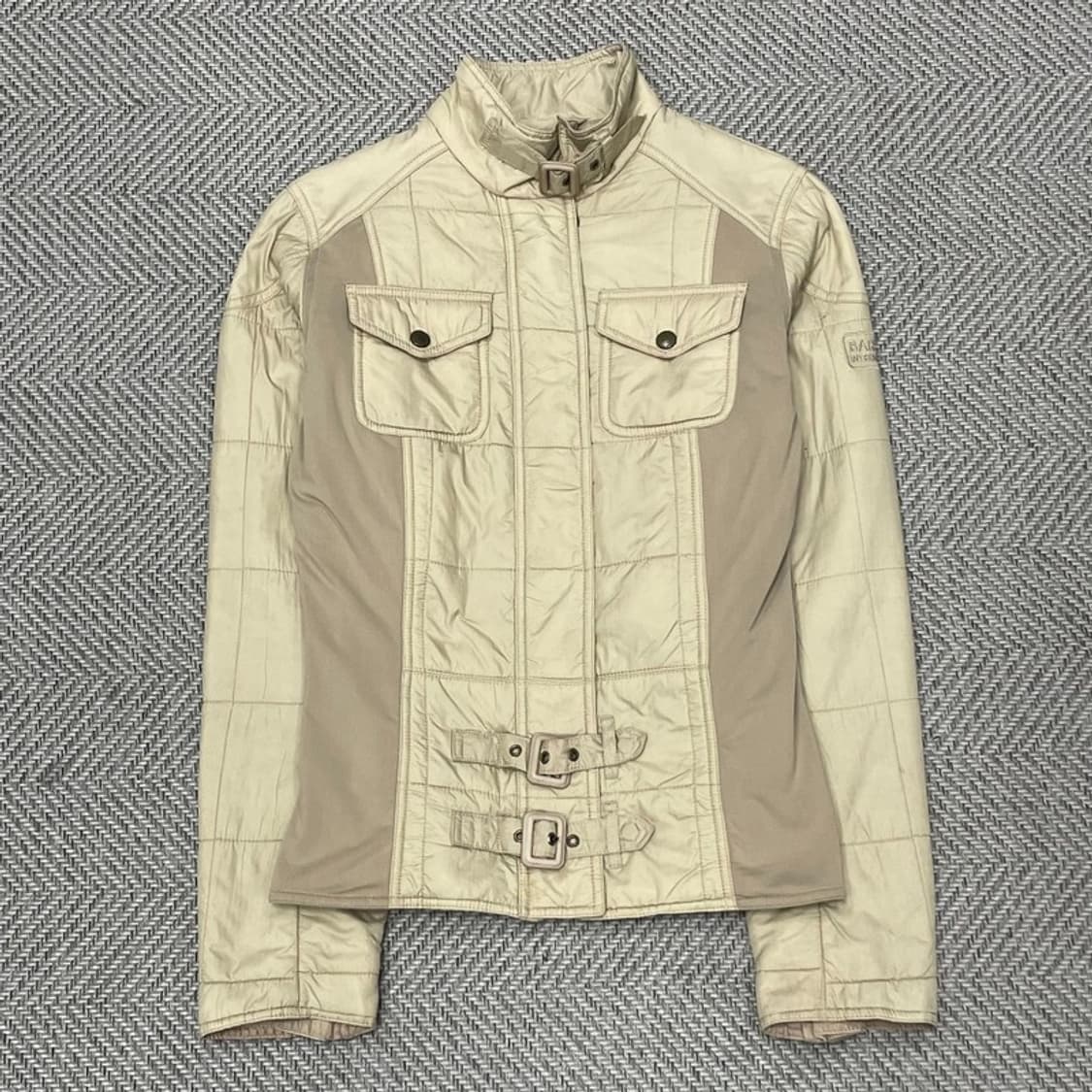 바버 버클 포인트 퀄팅 자켓 v0449 상품이미지1