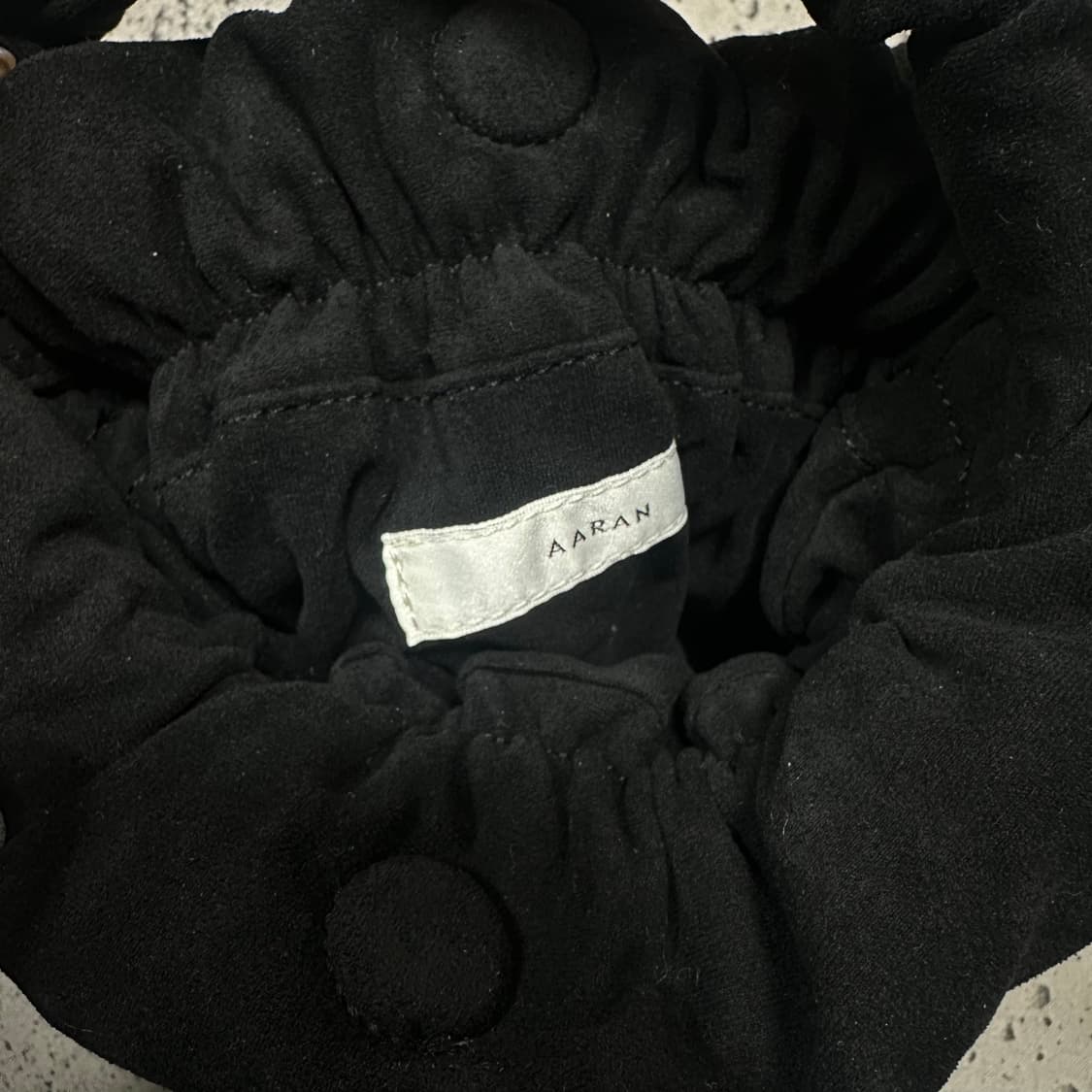 ✨ (바배) 어랜 스웨이드 볼륨 셔링 토트백 상품이미지3