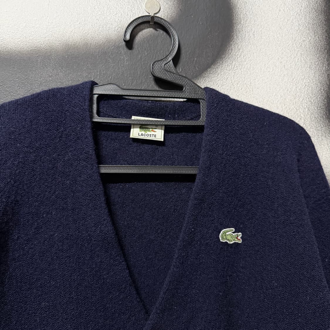 라코스테 서광 버진 울 100% 크롭 가디건 상품이미지3