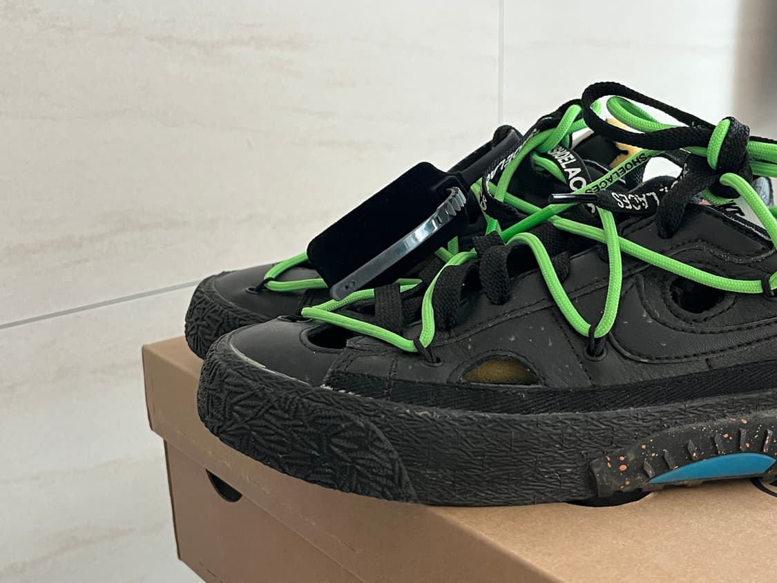 나이키 오프화이트 스니커즈 230 상품이미지4